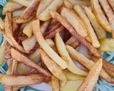 Une image de l'étape 3 de Kbab algérois / veau aux frites à la sauce blanche.