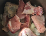 Foto del paso 2 de la receta: Pasta de caracoles con caldo de cocido
