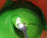 Foto langkah ke 3 dari resep Bolu kukus pandan coklat.
