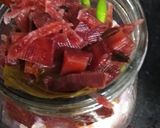 A picture of step 5 of Sirkewali Pyaaz (Pickled Onions).