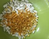 A picture of step 3 of Namkeen ki jhatpat bhel.