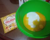 Foto langkah ke 1 dari resep Bolu Kismis Kukus.