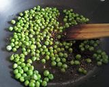 A picture of step 5 of Tawa Roasted Tomato Chaat.