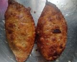 ઘૂઘરા (Ghughra Recipe In Gujarati) રેસીપી સ્ટેપ5ફોટો