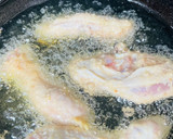 Foto langkah ke 4 dari resep Ayam goreng bawang putih.