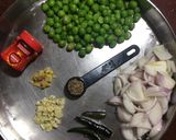 A picture of step 1 of Methi Matar Aloo.