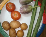 கத்திரிக்காய் முருங்கைக்காய் உருளைக்கிழங்கு புளி குழம்பு🍆🥔👌👌👌👌 ரெசிபி ஸ்டேப் 1 புகைப்படம்