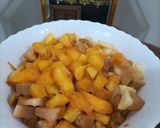 A picture of step 3 of Fruit chaat.
