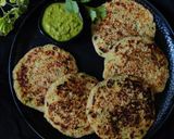 વેજ સોજી પેનકેક (Veg Sooji Pancake Recipe in Gujarati) રેસીપી સ્ટેપ3ફોટો