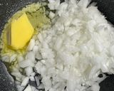 A picture of step 2 of Valdostana-Style Giarratana Onion Soup.