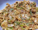 A picture of step 5 of बेसन घालून सिमला मिरचीची भाजी (Besan Shimla Mirchichi Bhaji Recipe In Marathi).