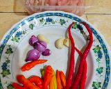 Foto langkah ke 1 dari resep Sambal Betawi Asam Manis.