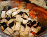 Foto del paso 3 de la receta: Puré de berenjena, zanahorias, boniato y quesitos