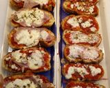 Foto del passaggio 3 della ricetta Pizzette di Pane