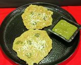 A picture of step 5 of Sprouted Moong and Oats Chilla.