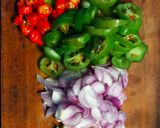 Foto langkah ke 1 dari resep Sambal Cumi Pete.