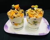 A picture of step 5 of Fruits yoghurt parfait.