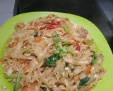 Foto langkah ke 15 dari resep Kwetiau goreng.
