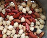 A picture of step 1 of Rajma Chhole Chaat.