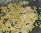 Foto langkah ke 2 dari resep Ayam Cincang Kecap.