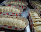 Foto langkah ke 4 dari resep Roti Isi Pisang Coklat Keju.