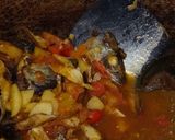 Foto langkah ke 5 dari resep Tumis pindang suwir.