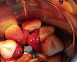 A picture of step 2 of Starbucks style strawberry milkshake.