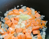 Foto del paso 3 de la receta: Crema de guisantes con boniato