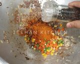 Foto langkah ke 2 dari resep Risoles isi Daging Kari & Telur Puyuh.