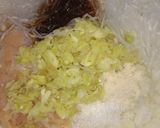 รูปขั้นตอนการทำที่ 2 ของ ไส้กรอกข้าวอีสานแผ่นแป้งญวน | Northeastern Thai Sausage with Rice and wrapping in Rice Paper