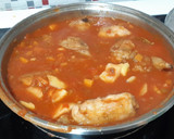 Foto del paso 6 de la receta: Conejo en salsa de tomate