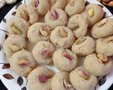 नारियल का पेड़ा(nariyal ka peda recipe in hindi) रेसिपी चरण 4 फोटो