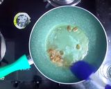 A picture of step 2 of Pineapple Sheera/Kesari.