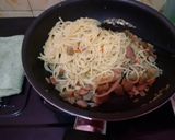 Foto langkah ke 5 dari resep Spaghetti Aglio Olio.