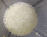 A picture of step 2 of Pineapple milk shake.