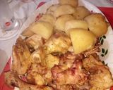 Foto del paso 3 de la receta: Muslos de pollo y papas a la bolsa al horno