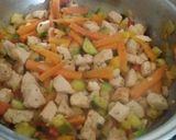 Foto del paso 7 de la receta: Salteado de verduras con pollo y brócoli
