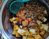 Foto del paso 8 de la receta: Frijoles (porotos negros) guisados brasileños