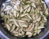 Hình bước làm 2 của món Canh chuối nấu ốc