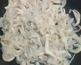 Foto langkah ke 1 dari resep Tumis jamur tiram pedas.