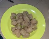 Foto langkah ke 3 dari resep Seblak Cilok.