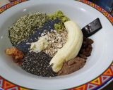 Foto del paso 2 de la receta: Galletas Avena Plátano & Papaya con Sésamo Negro Pistacho Canela