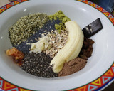 Foto del paso 2 de la receta: Galletas Avena Plátano & Papaya con Sésamo Negro Pistacho Canela