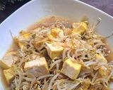 Foto langkah ke 2 dari resep Isi Piringku - Nasi Dengan Tumis Tahu Tauge.