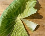 A picture of step 2 of Cabbage with Sausages (Choucroute Garnie or Sauerkraut with Sausages).