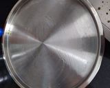 A picture of step 2 of Besan Burfi.