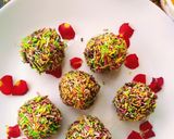 A picture of step 3 of Thandai rainbow ball.