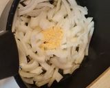 Foto del paso 2 de la receta Salteado de salchichas con calabacín y champiñones