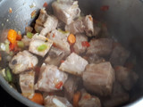 Caldereta de costillas con patatas