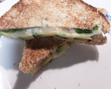 Foto del paso 5 de la receta: Sándwich de aguacate, queso brie y higos